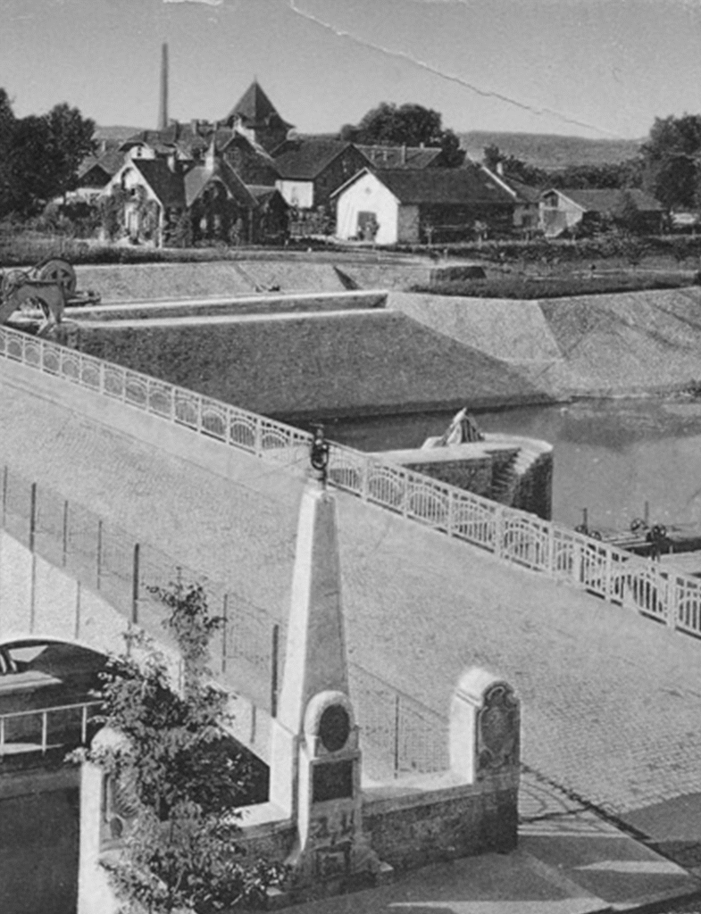 Brueckendenkmal e1615904333723