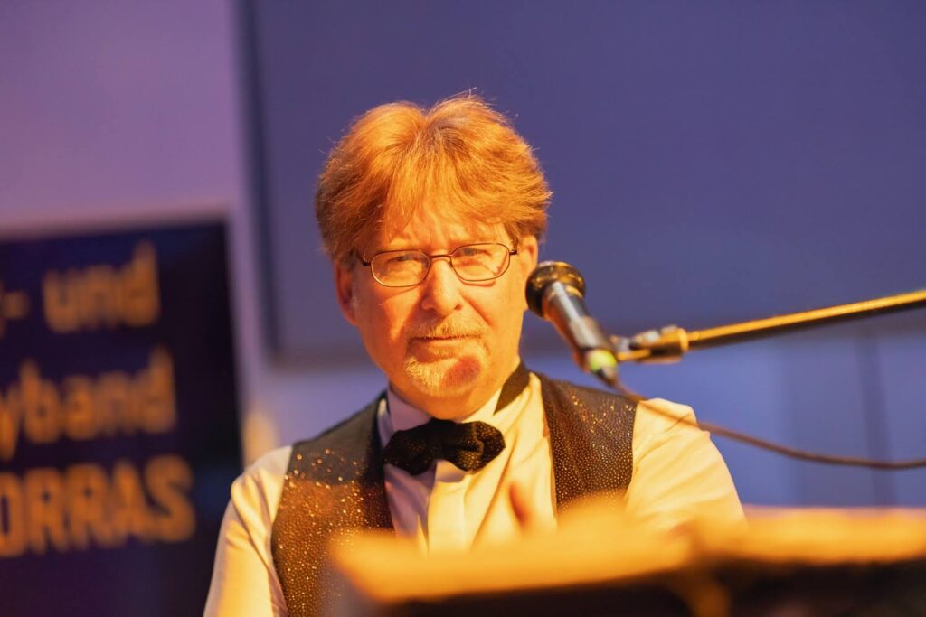 082788 - 24-01-27 - 02 - Harmonieball Schweinfurt