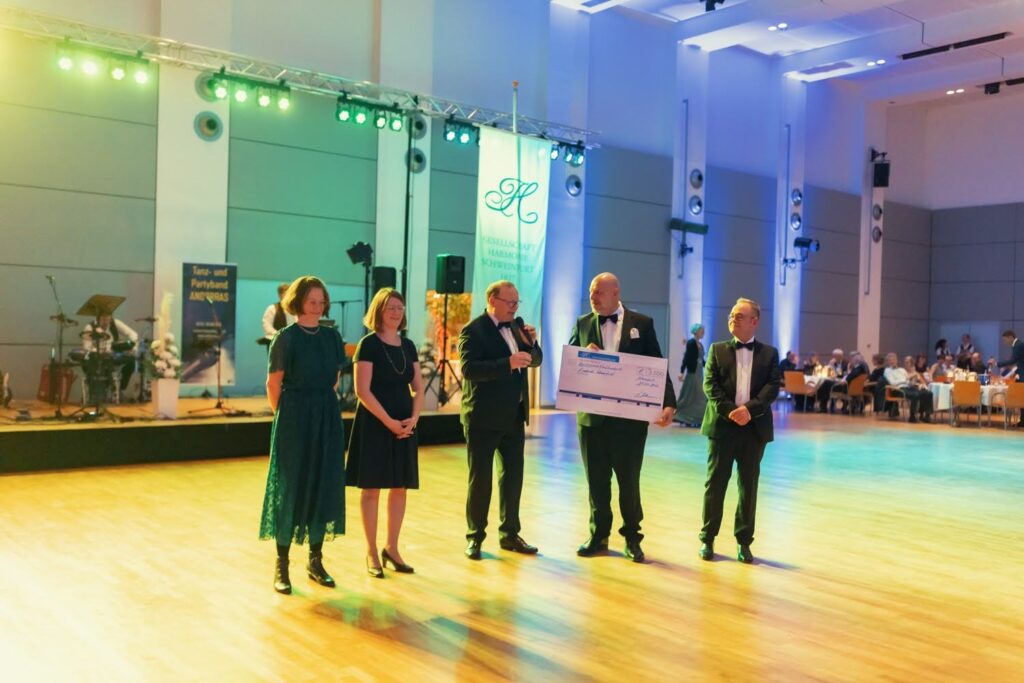 083196 - 24-01-27 - 02 - Harmonieball Schweinfurt