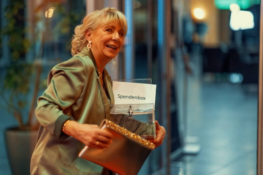 083563-24-01-27-02-Harmonieball-Schweinfurt