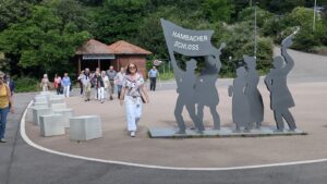 PXL 20240623 075151218.MP