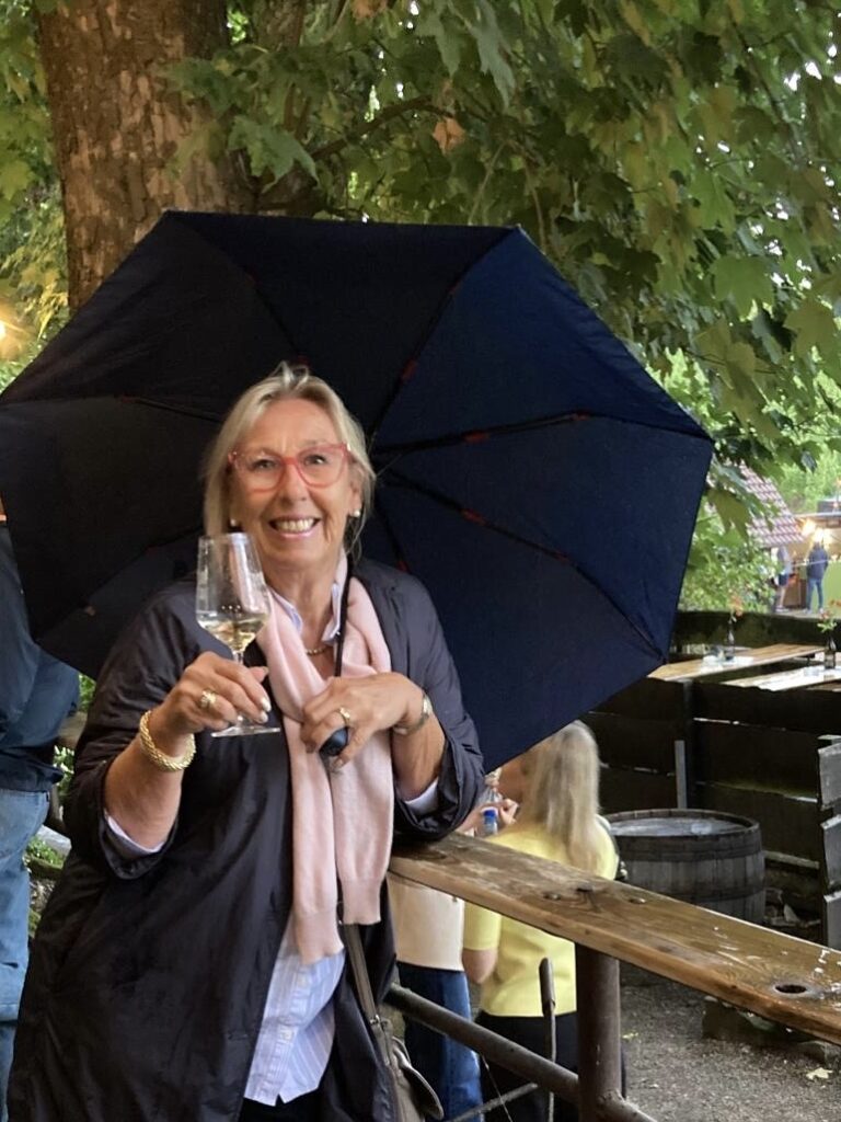 8d6f3540-549e-45fb-b227-ce8a077be964